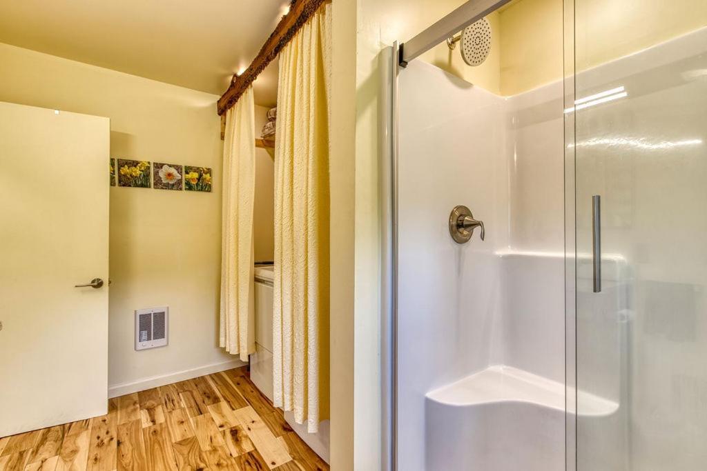 Key Lime Pie, Hot Tub,Wifi, 1089 Free Tickets Each Paid Day, Dollywood And More Gatlinburg Dış mekan fotoğraf