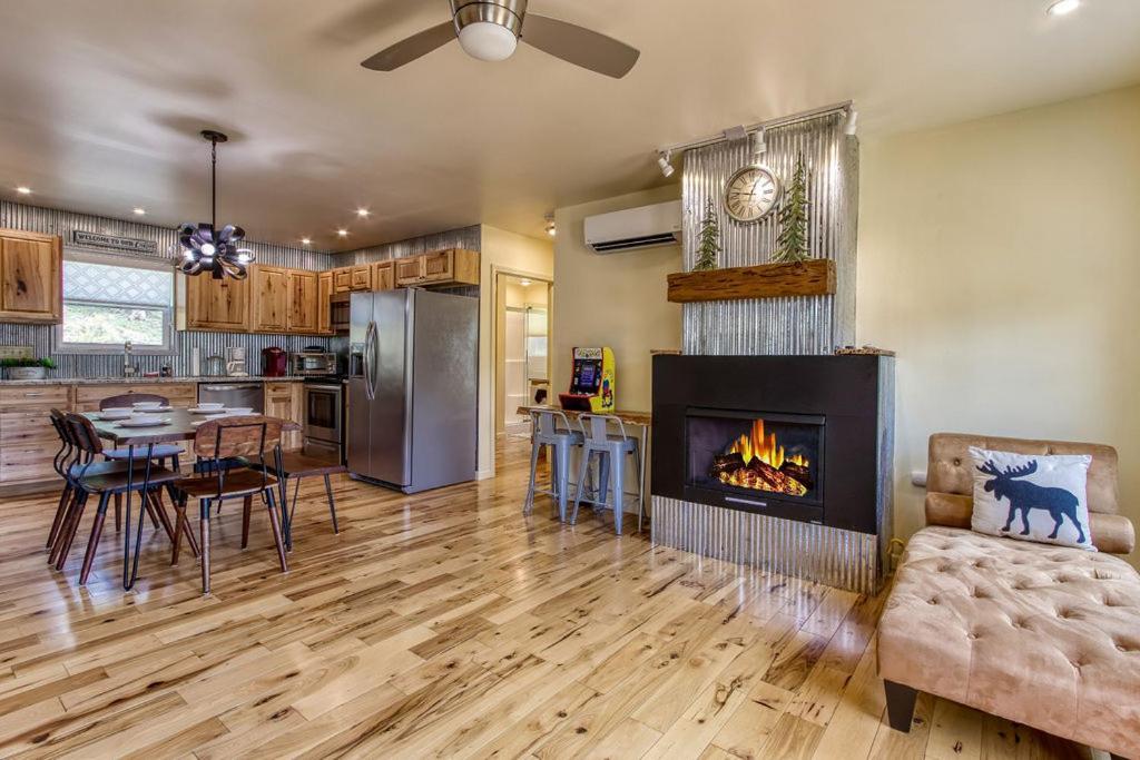 Key Lime Pie, Hot Tub,Wifi, 1089 Free Tickets Each Paid Day, Dollywood And More Gatlinburg Dış mekan fotoğraf